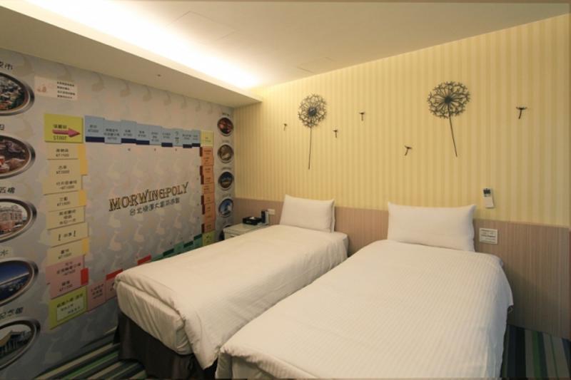 Morwing Hotel Fuzhong Тайпей Екстериор снимка